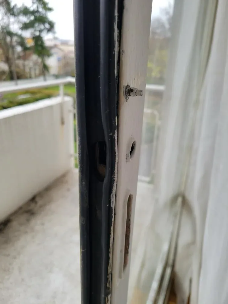 Dépose du vitrage seul d'une fenêtre, sans changer le châssis
