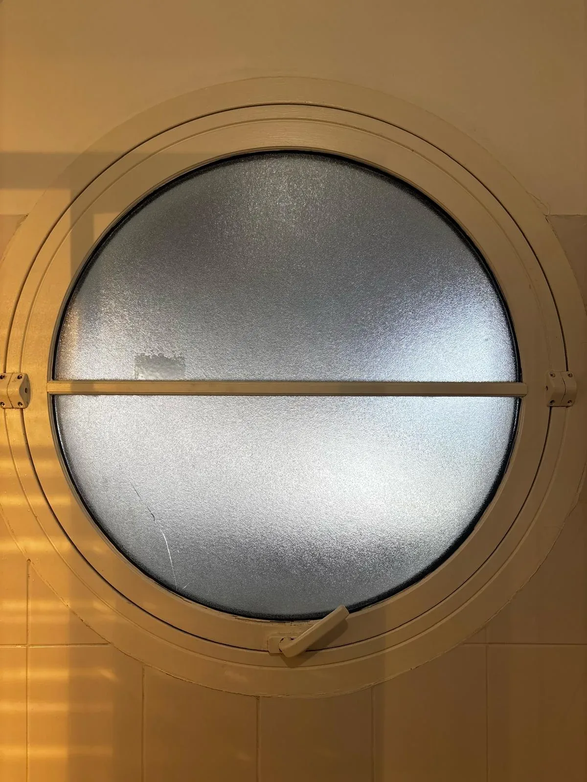 Hublot rond en verre dépoli