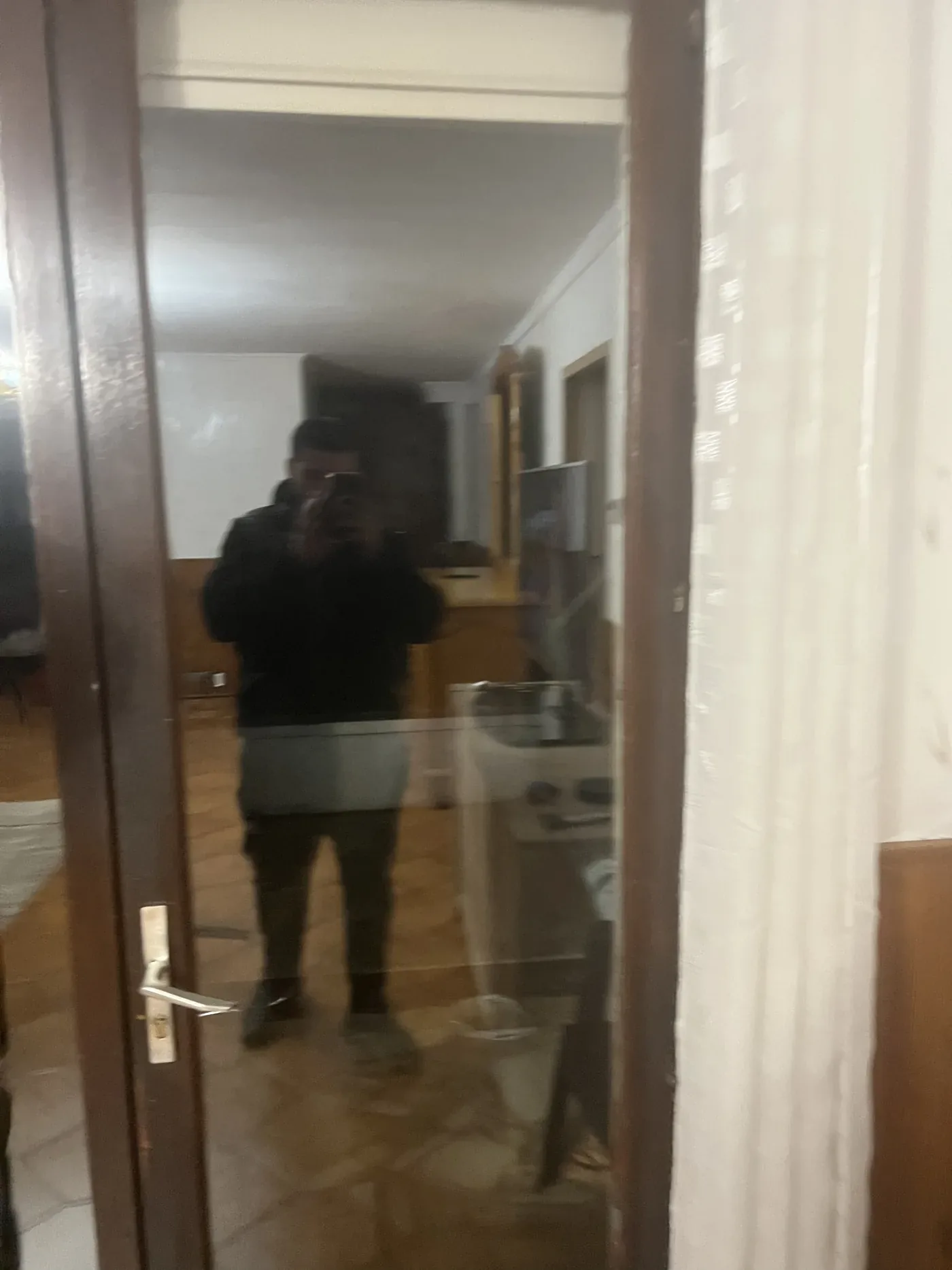 Porte vitrée après remplacement du verre